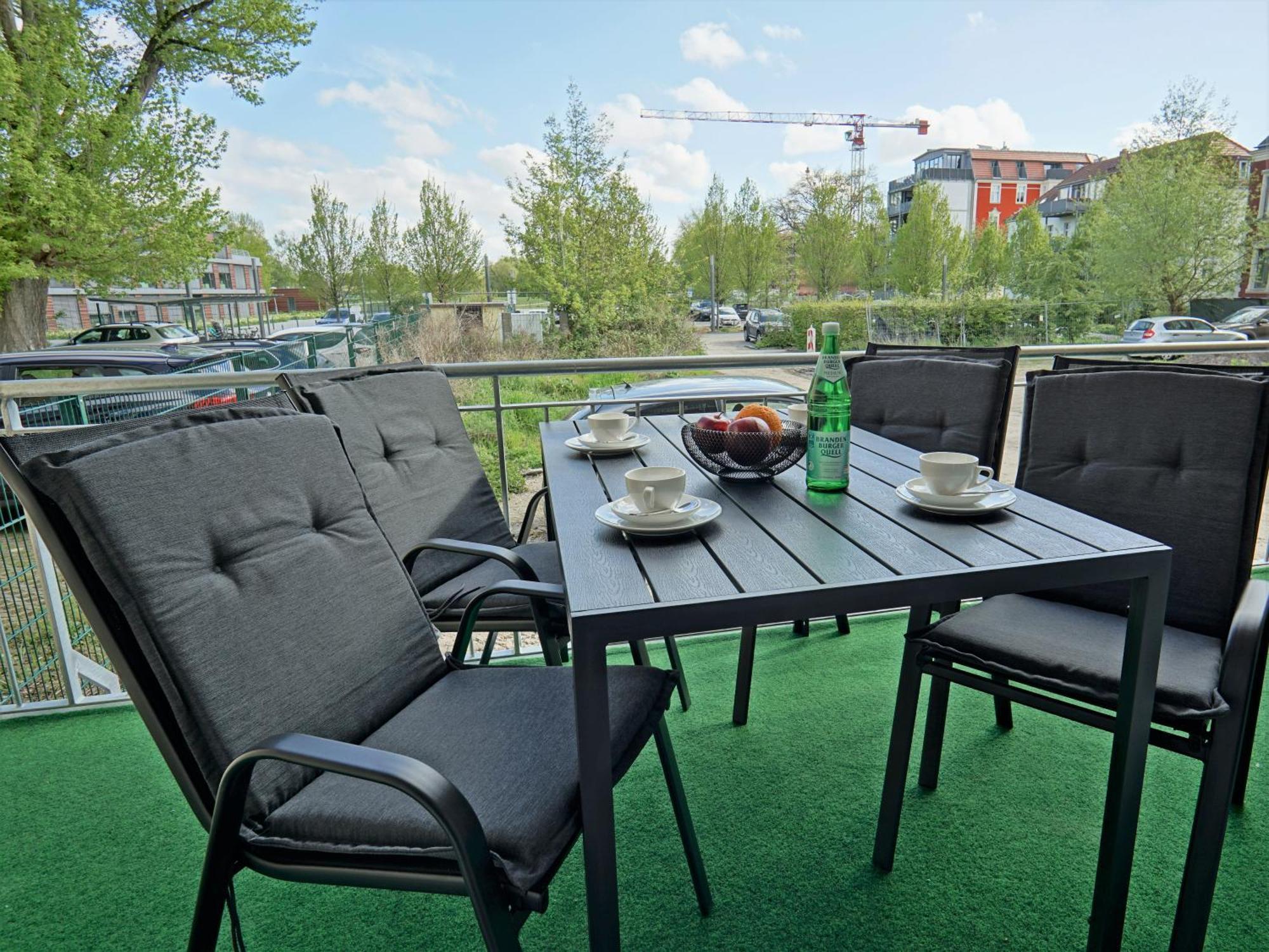 勃兰登堡"Hogulu" Brandenburg, Balkon, Neustadt, Kueche, Wassernaehe - Parkplatz Inklusive公寓 客房 照片